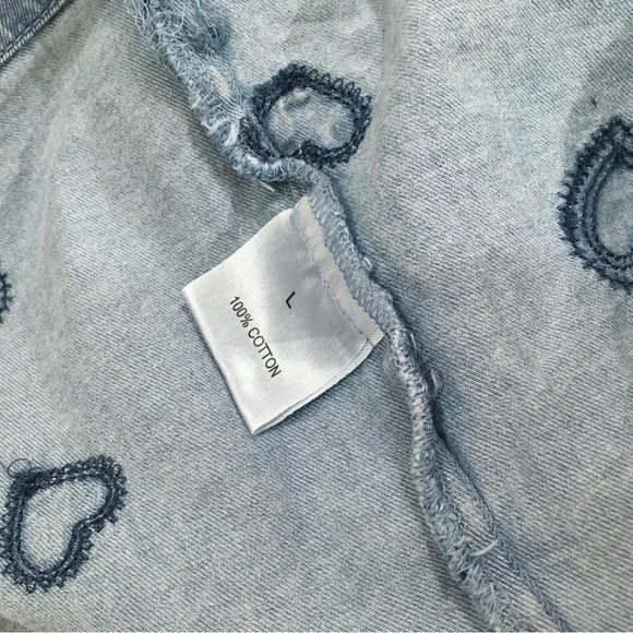 NWT Jane And Delancey Womens L Shirt Heart Print Embroidery Blue Chambray Button - Picture 5 of 7